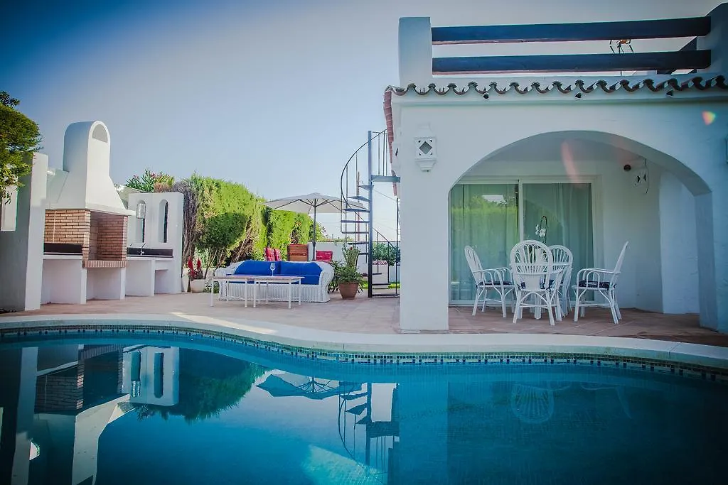 Sunlight Villas en MARBELLA con Piscina Privada SOLO familia en Playa