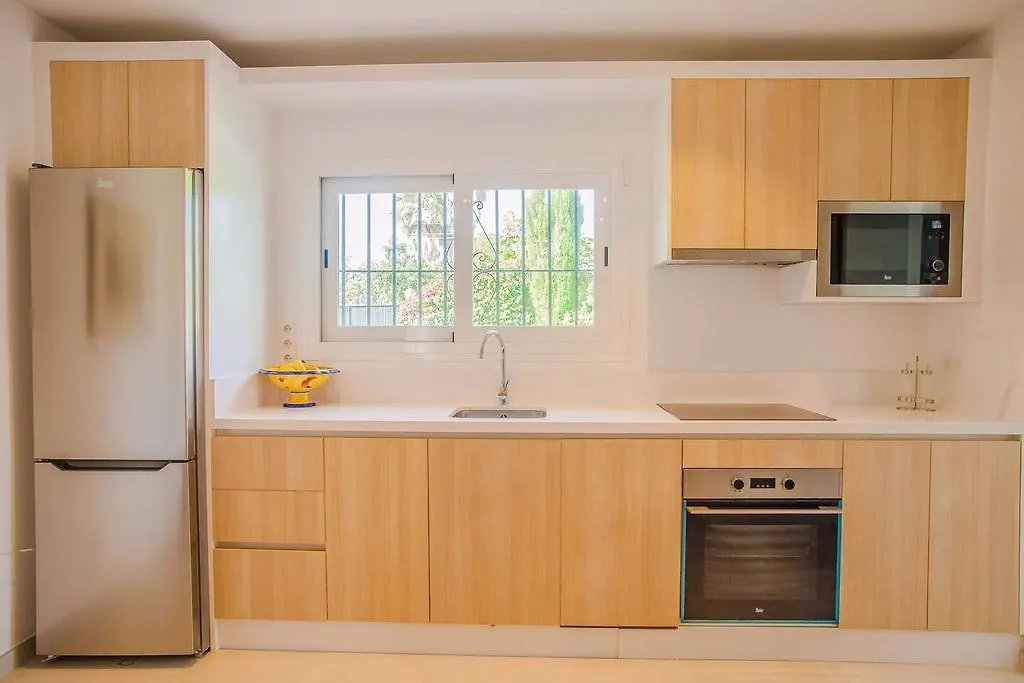 Sunlight Villas en MARBELLA con Piscina Privada SOLO familia en Playa